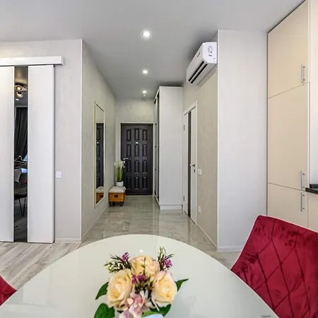Apartman аркадія, сучасна світла 36 жемчужина Fainorent